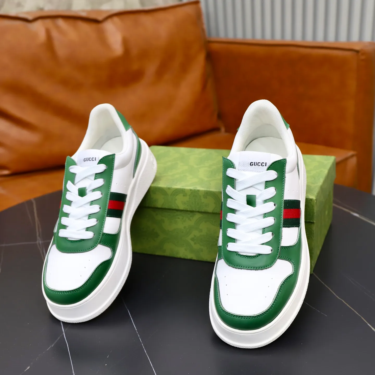 Ex-factory price: 400💰🙅‍♂️🙅‍♂️🙅‍♂️ Brand: GUCCI Standard code: 38-44 (45 customized) Grade: Same as the official website Material: Original leather stitching brand cloth Comfortable and breathable sheepskin lining Lightweight and wear-resistant outsole Style category: Men's fashionable casual shoes Sports shoes Distinguished luxury brand elements Top luxury Color: actual picture color